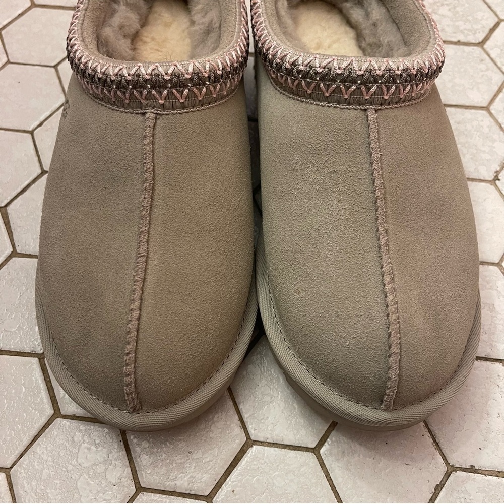 Ugg Tasman Goat - Picture 3 of 10